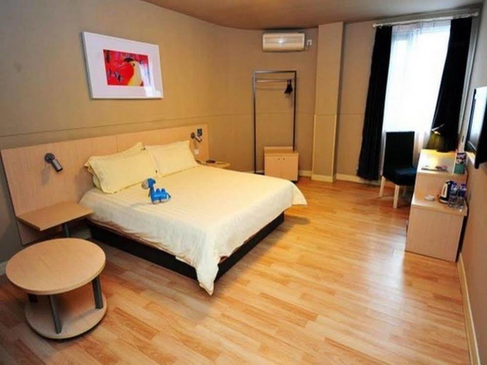 Jinjiang Inn - Xiamen Huli Qufu Екстер'єр фото